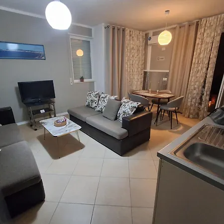 Perla Blu Albania دراس